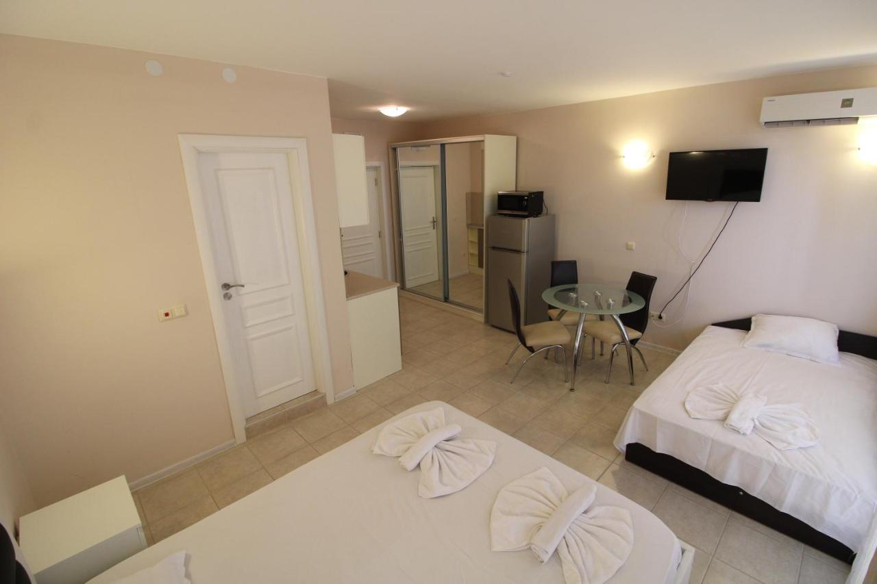Menada Casa Del Sol Apartments Sunny Beach Exterior photo